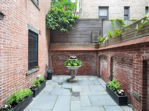 129 East 35th Street image 18 of 19