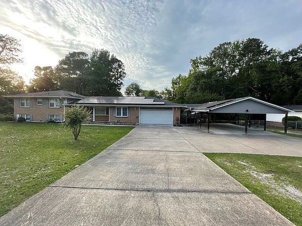 2210 Hooklawn Dr