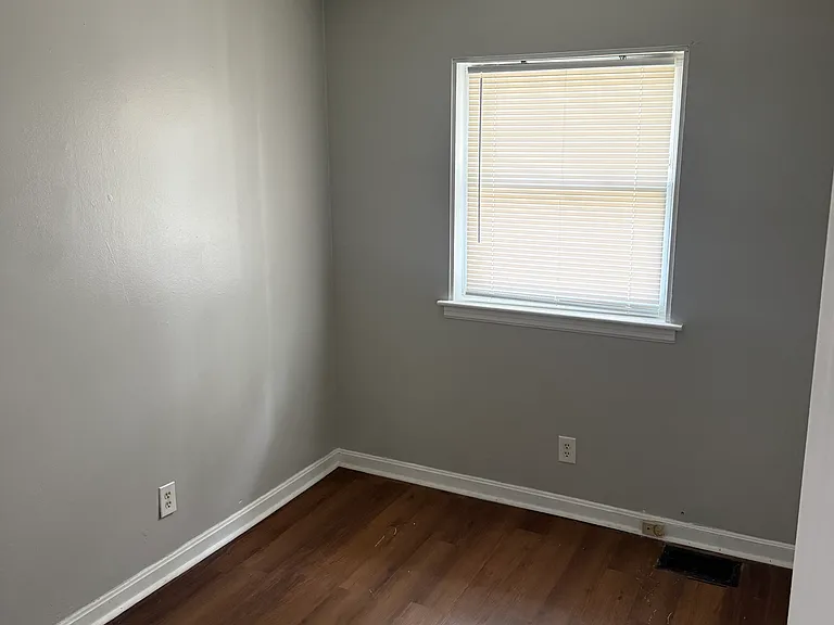 3413 Chauncey Ave — Photo 9