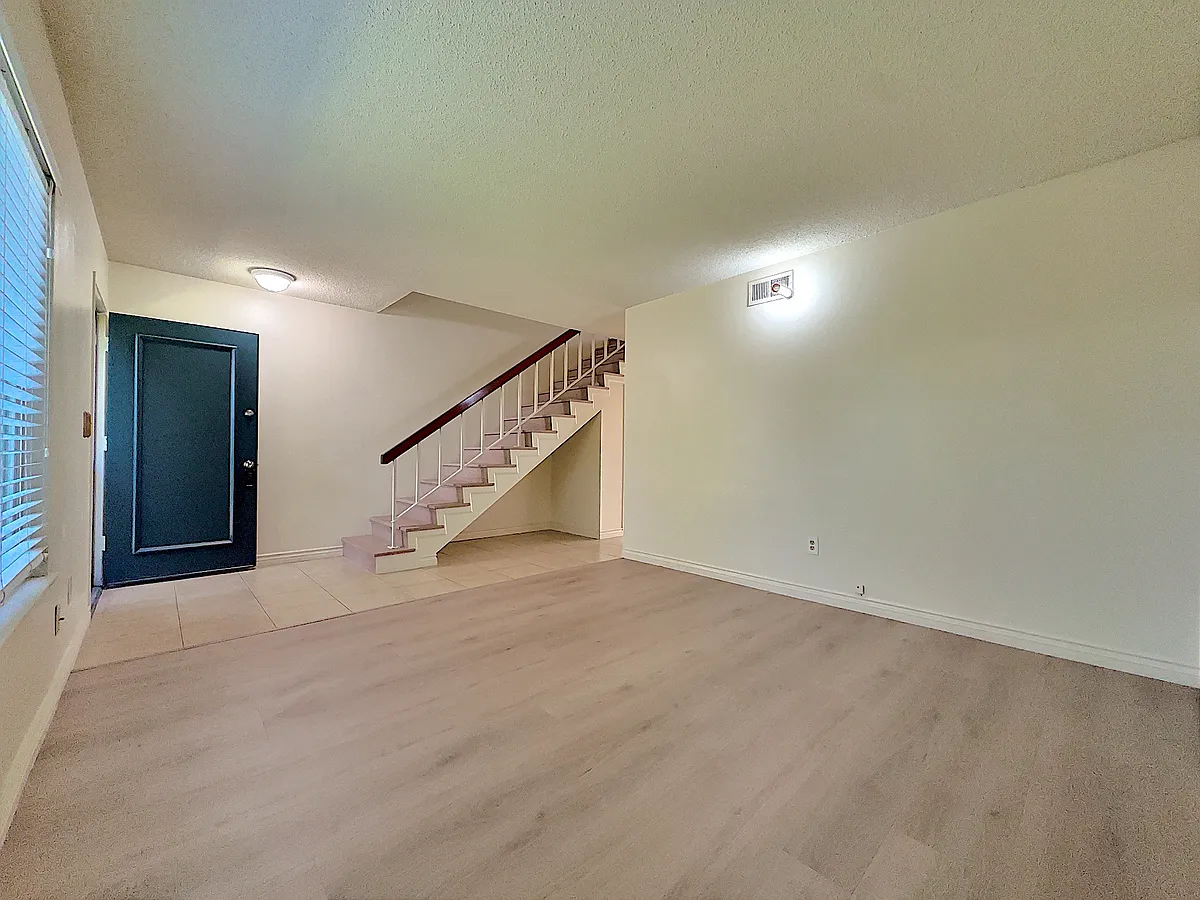 Building Photo - 16872 Limelight Cir #D