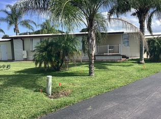 1189 Bay Dr, Moore Haven, FL 33471