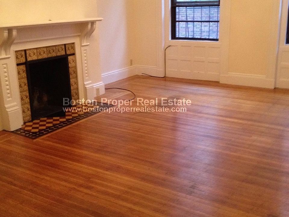 2nd image of 31 Gloucester St APT 4
