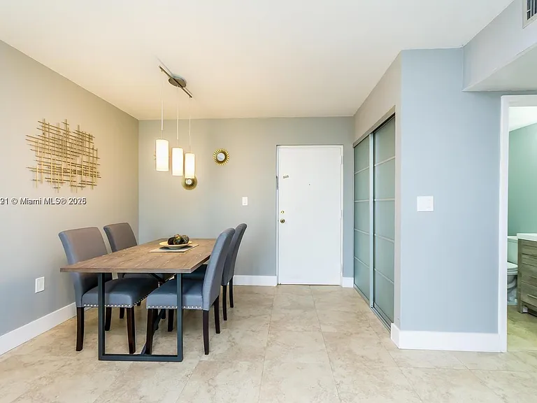 17620 Atlantic Blvd #519 — Photo 16