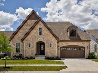 15592 Woodford Dr, Westfield, IN 46074