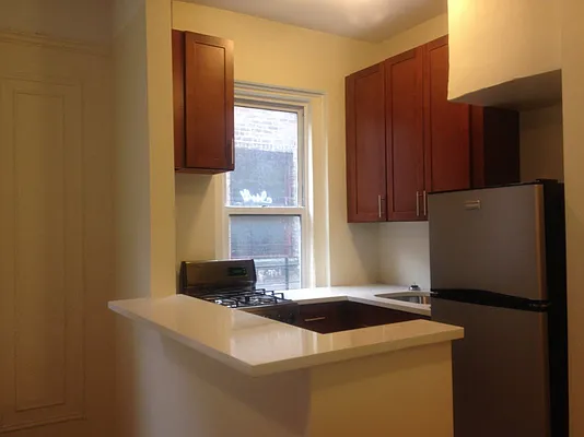 Rented by Bohemia Realty Group | media 42