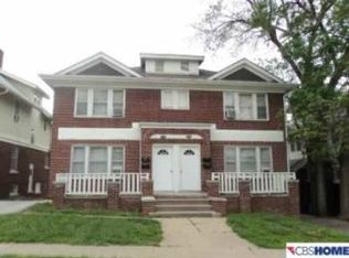 126 N 34th St APT 1, Omaha, NE 68131