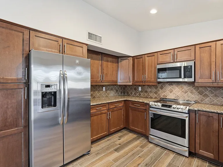 6823 E Grandview Dr — Photo 14