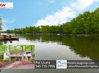 303 Hillside Dr, Locust Grove, VA 22508