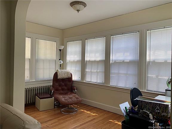 5th image of 649 Fountain St