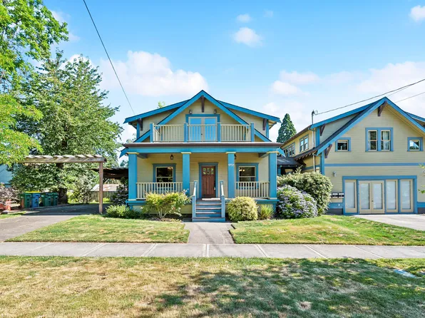 1721 22nd Ave #B, Forest Grove, OR 97116