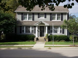 102 S Van Buren St, Dundee, IL 60118