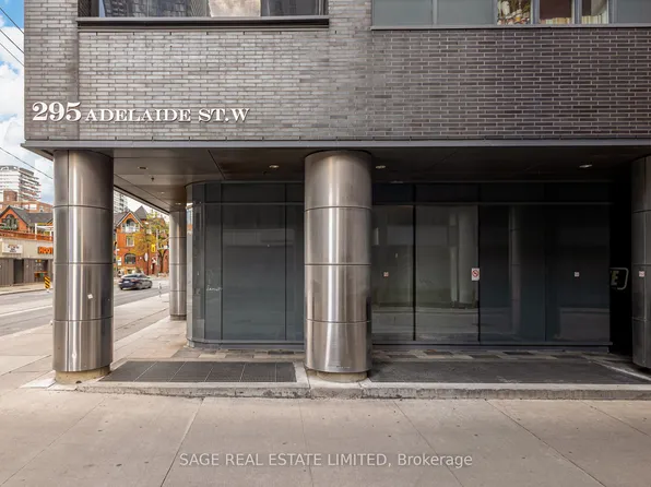 295 Adelaide St W, Toronto, ON