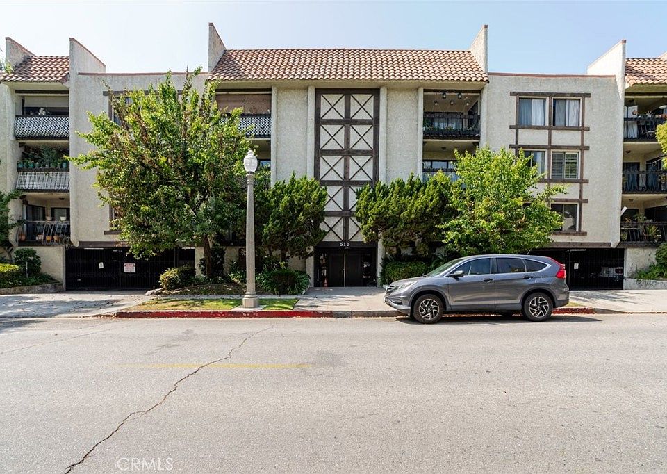 1st image of 515 N Jackson St APT 101