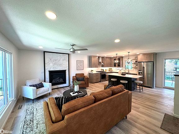 4th image of 205 Orchard Ln