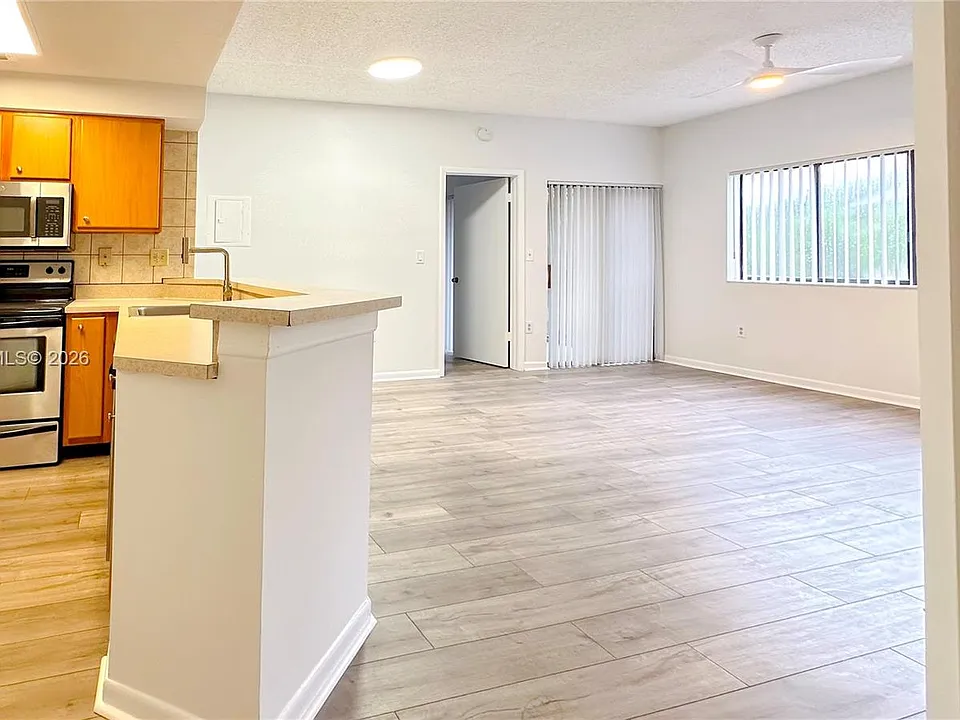 2445 SW 18th Ter #107