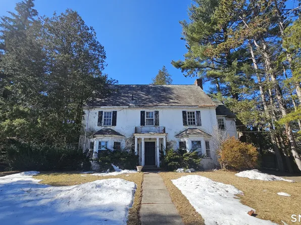 21 Bloomfield Ave, Hartford, CT 06105