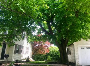 20 Walter St, Barrington, RI 02806