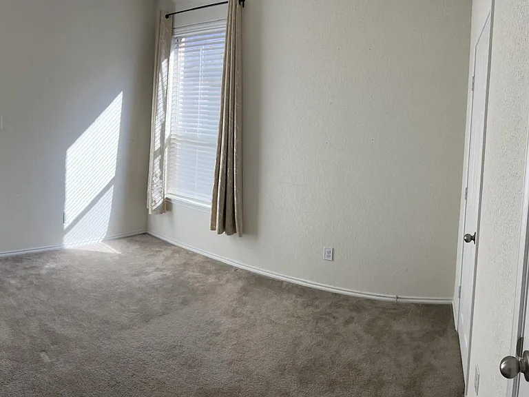 405 Kaden Prince Dr — Photo 18