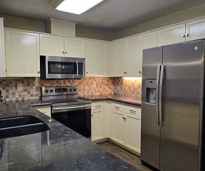 8836 N Del Mar Ave — Photo 5