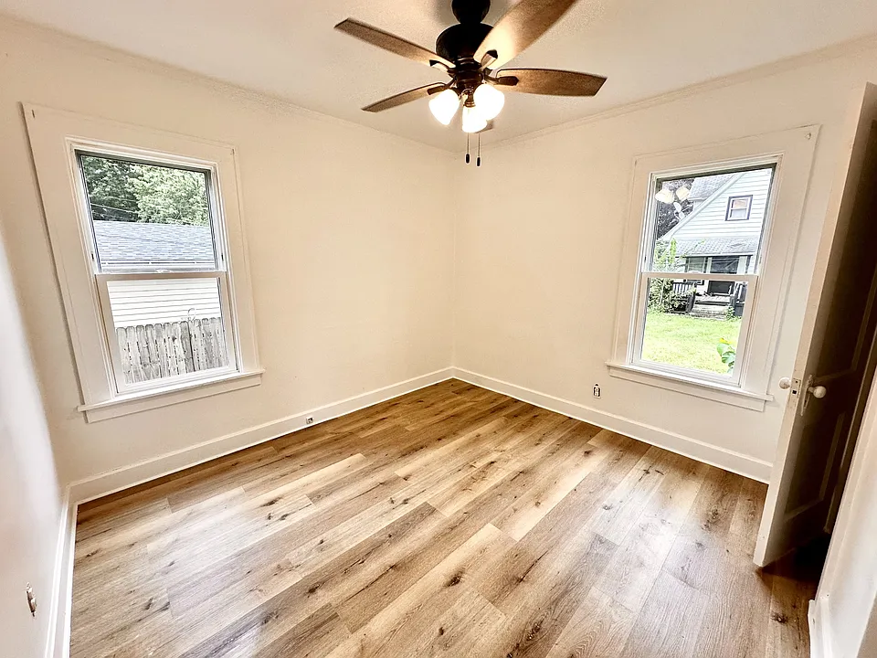 347 W Vanmeter St #1
