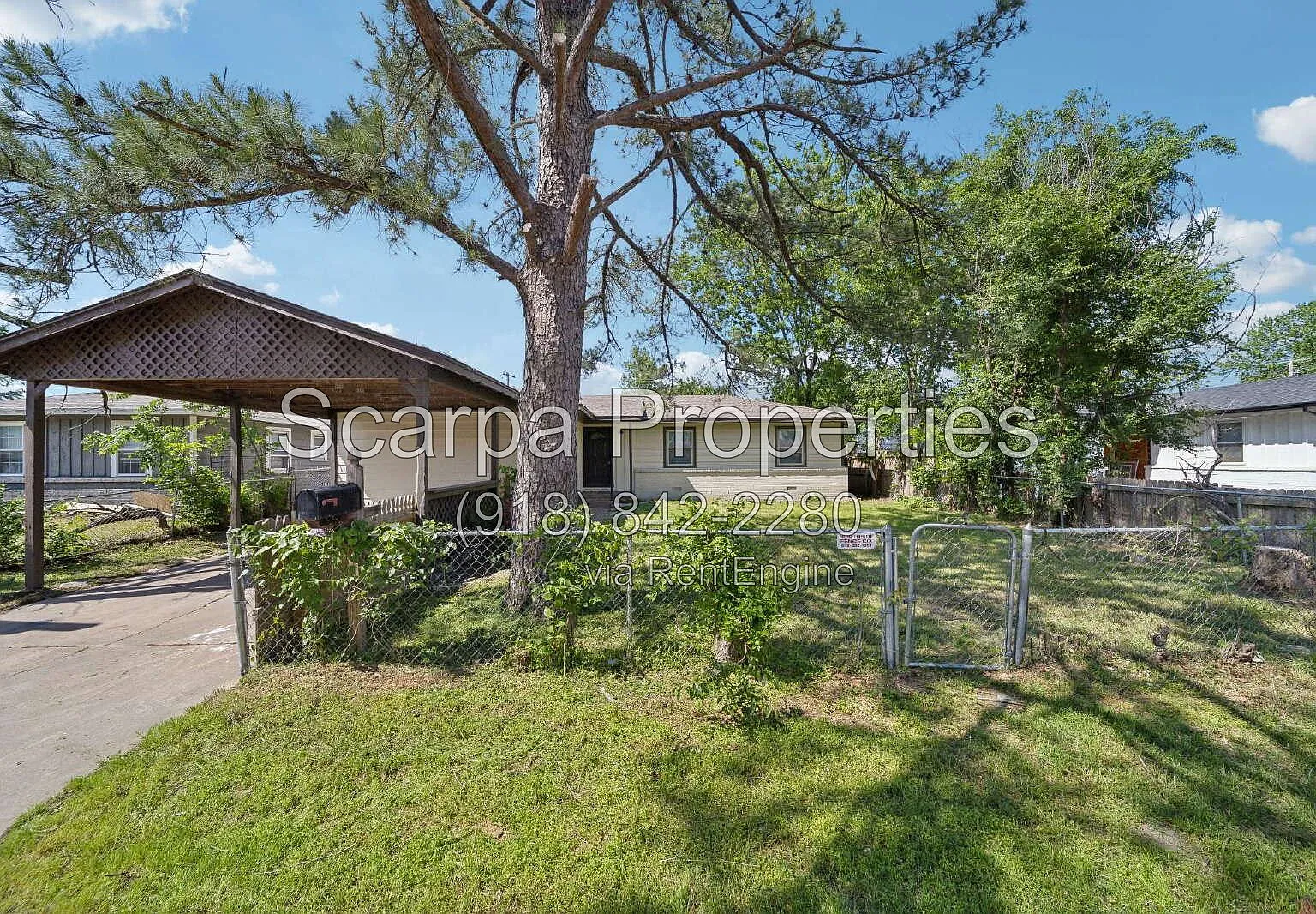 4 bed, 1.5 bath, 1504 sqft, $1,300 — Photo 2
