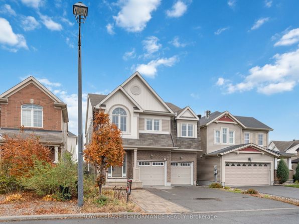 580 Sunlit Cir, Ottawa, ON K4A 0V4