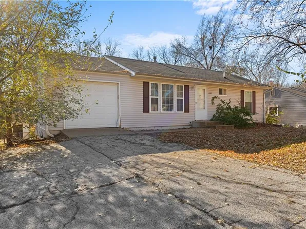 6327 Rowland Ave, Kansas City, KS 66104