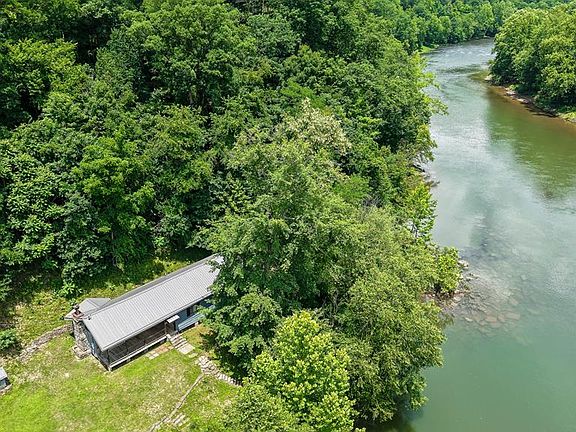 3rd image of 55 Lou Hill Rd