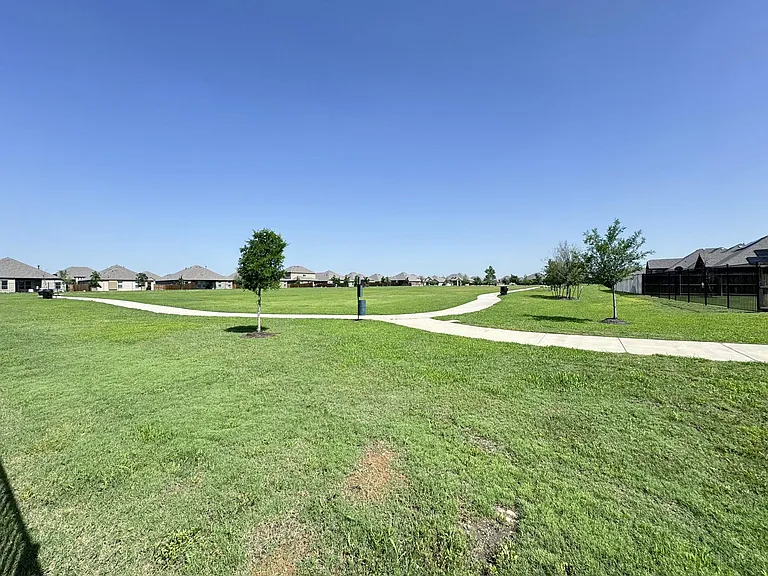 2816 Winchester Ave — Photo 22