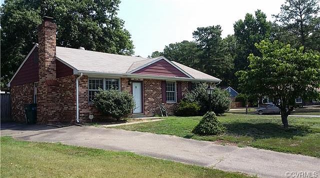 1st image of 340 Argyll Cir