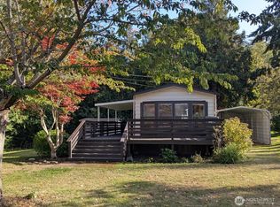 1506 Shuksan Dr, Camano Island, WA
