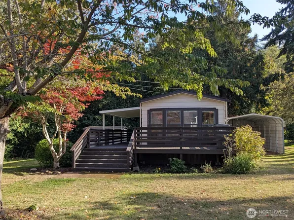 1506 Shuksan Dr, Camano Island, WA 98282