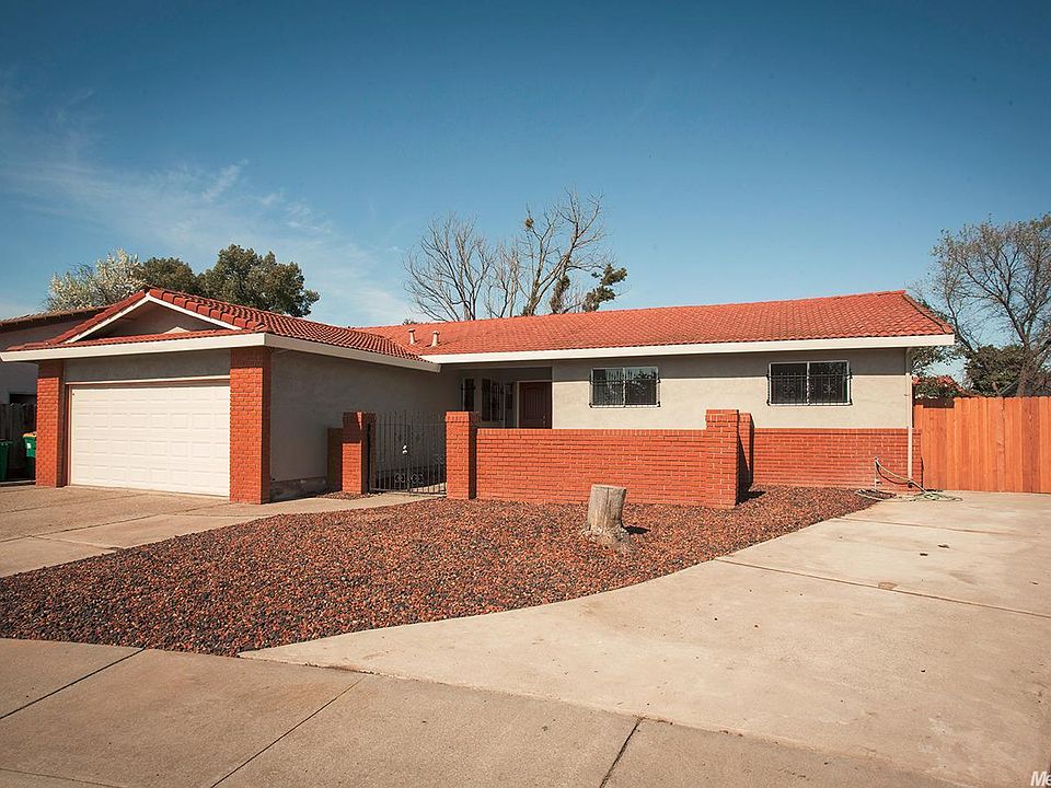 1st image of 609 Burnham Ct