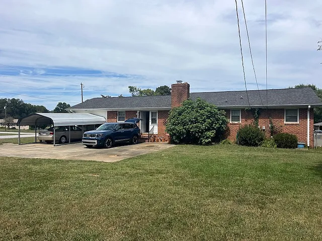 Back of House - 300 Drury Ln