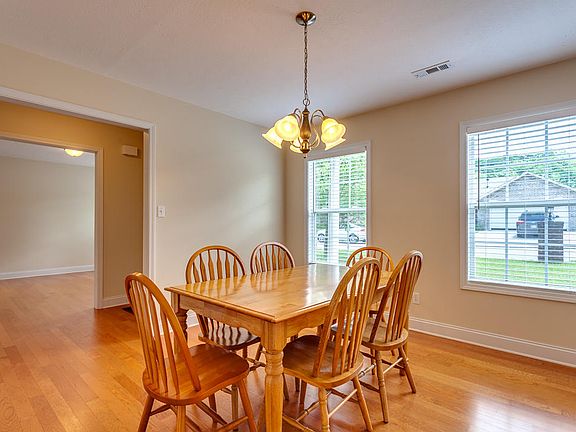 5th image of 7112 Wrens Creek Ln