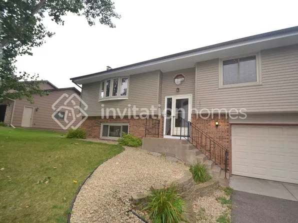 7897 Kingsview Ln N, Maple Grove, MN 55311