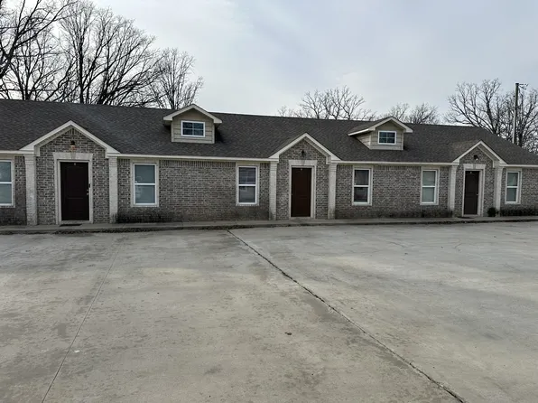 4707 Samantha Avenue - E