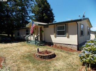 516 25th St, Myrtle Point, OR 97458