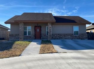 914 W Cantu Rd, Del Rio, TX 78840