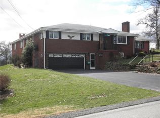 210 Floral Hill Dr, Washington, PA