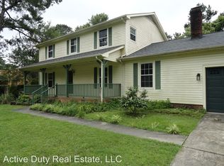 1019 Pine Valley Rd, Jacksonville, NC 28546