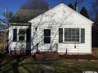 4 Tyburn Way, Rochester, NY 14610