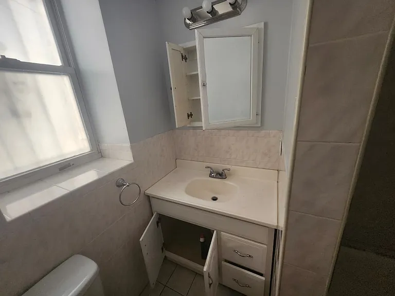 66 Glenwood Ave #11E — Photo 12
