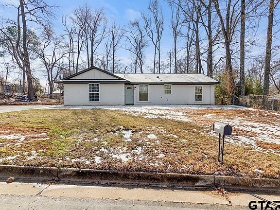 5th image of 1608 Austin Dr