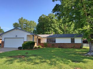 1412 Cortez Ave, Coffeyville, KS 67337