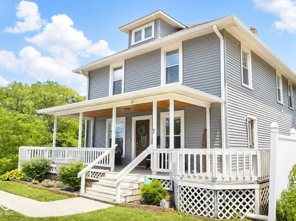 77 S 13th Ave, Beech Grove, IN 46107