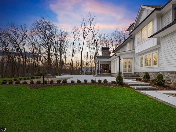 4th image of 104 Chestnut Ridge Rd