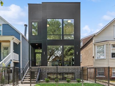 2723 W Melrose St, Chicago, IL, 60618