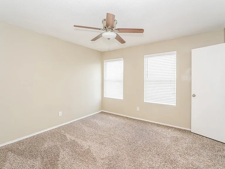 1622 Withers Way — Photo 15