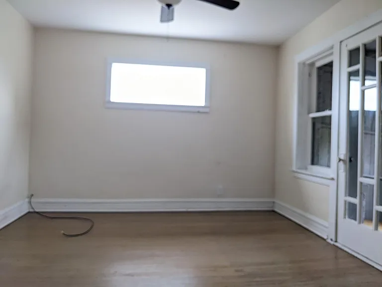 4419 W Irving Park Rd #3 — Photo 4